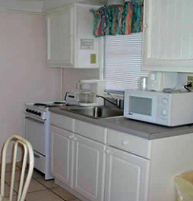 Bonefish Resort Motel Маратон Екстериор снимка